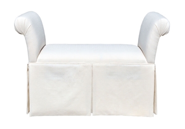 Picture of V04 Large Rollarm Bench w/Skirt
